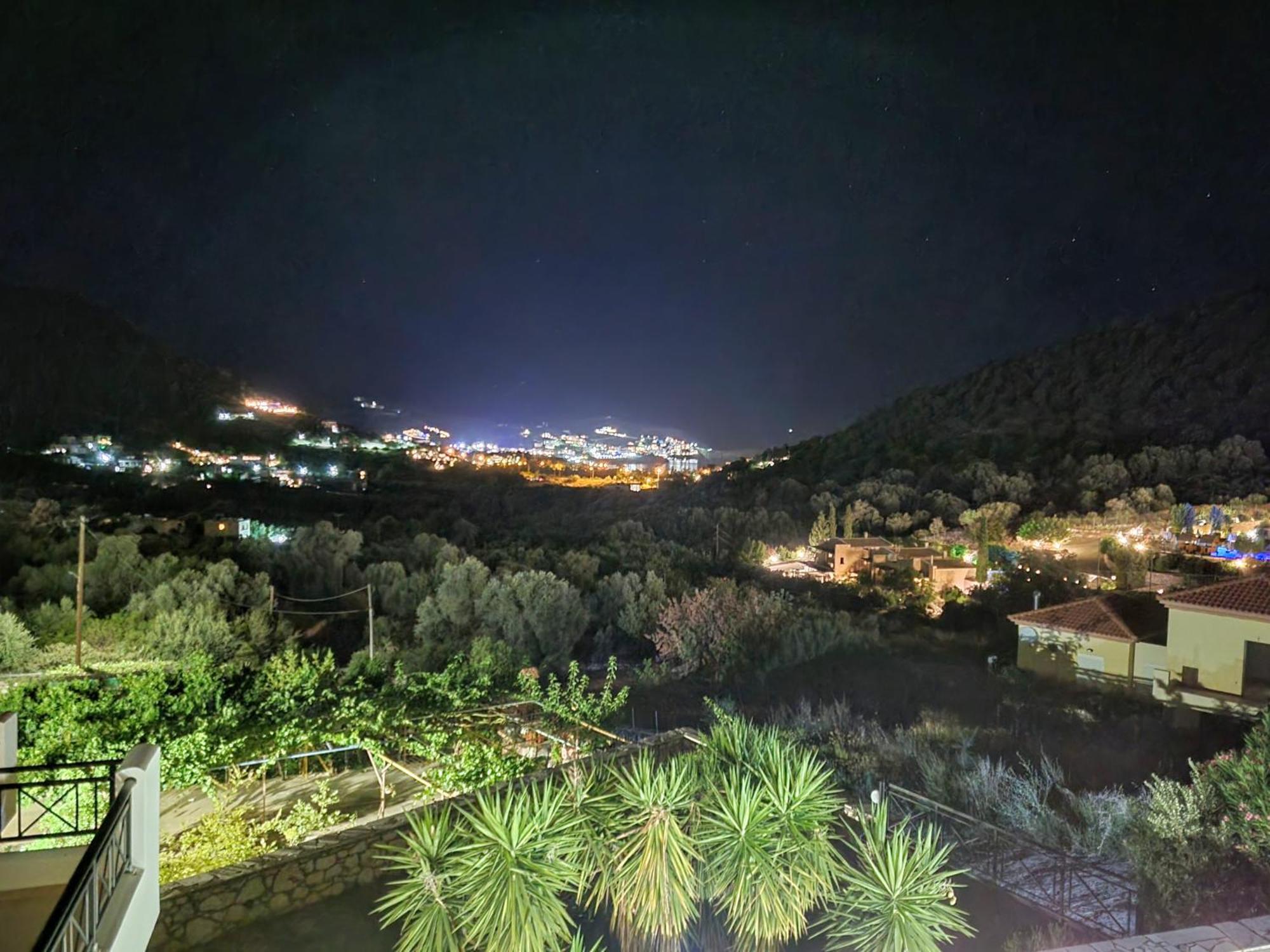 Villa Merastri Vlikhadha Luaran gambar