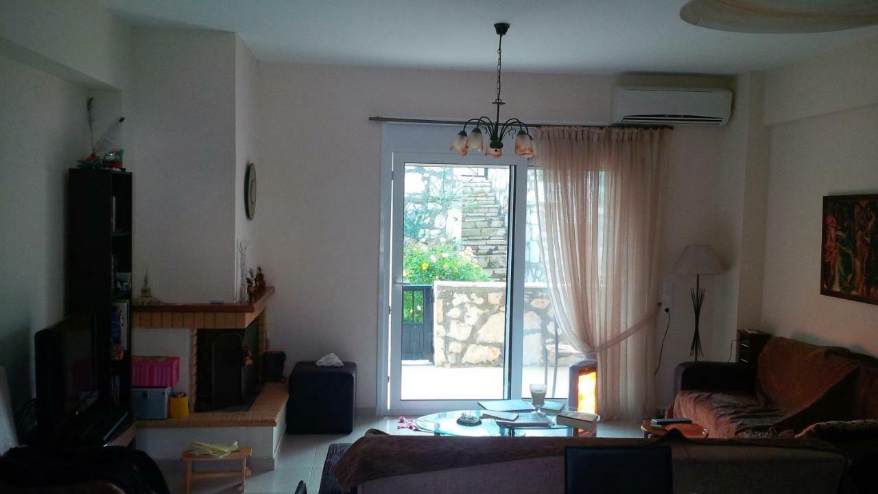 Villa Merastri Vlikhadha Luaran gambar