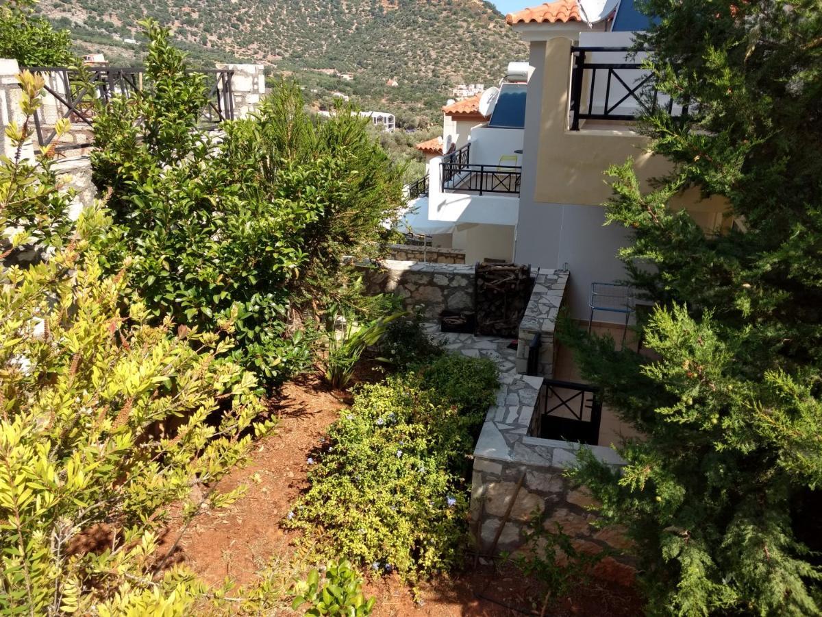 Villa Merastri Vlikhadha Luaran gambar